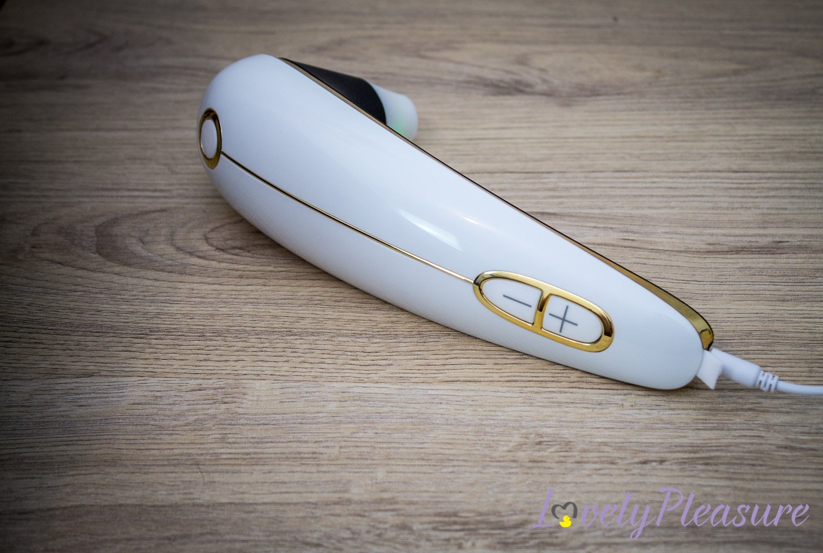 Photo du Womanizer +Size en train de charger
