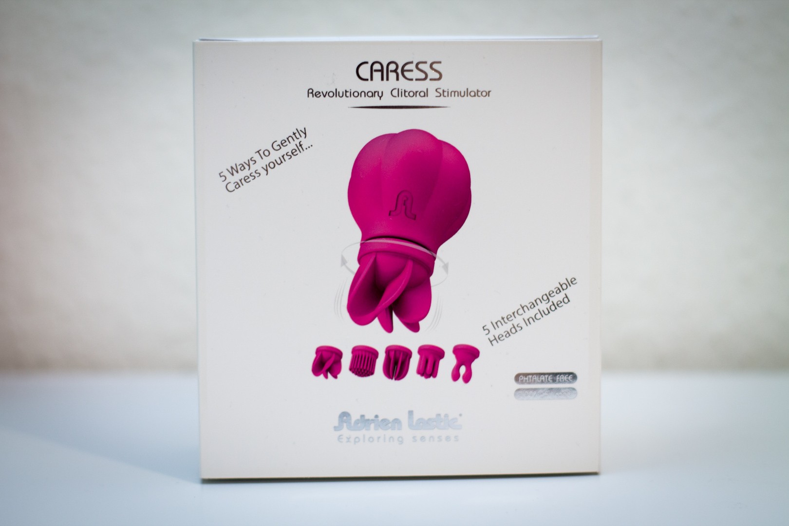 Image à la une du test du vibromasseur Caress - Adrien Lastic