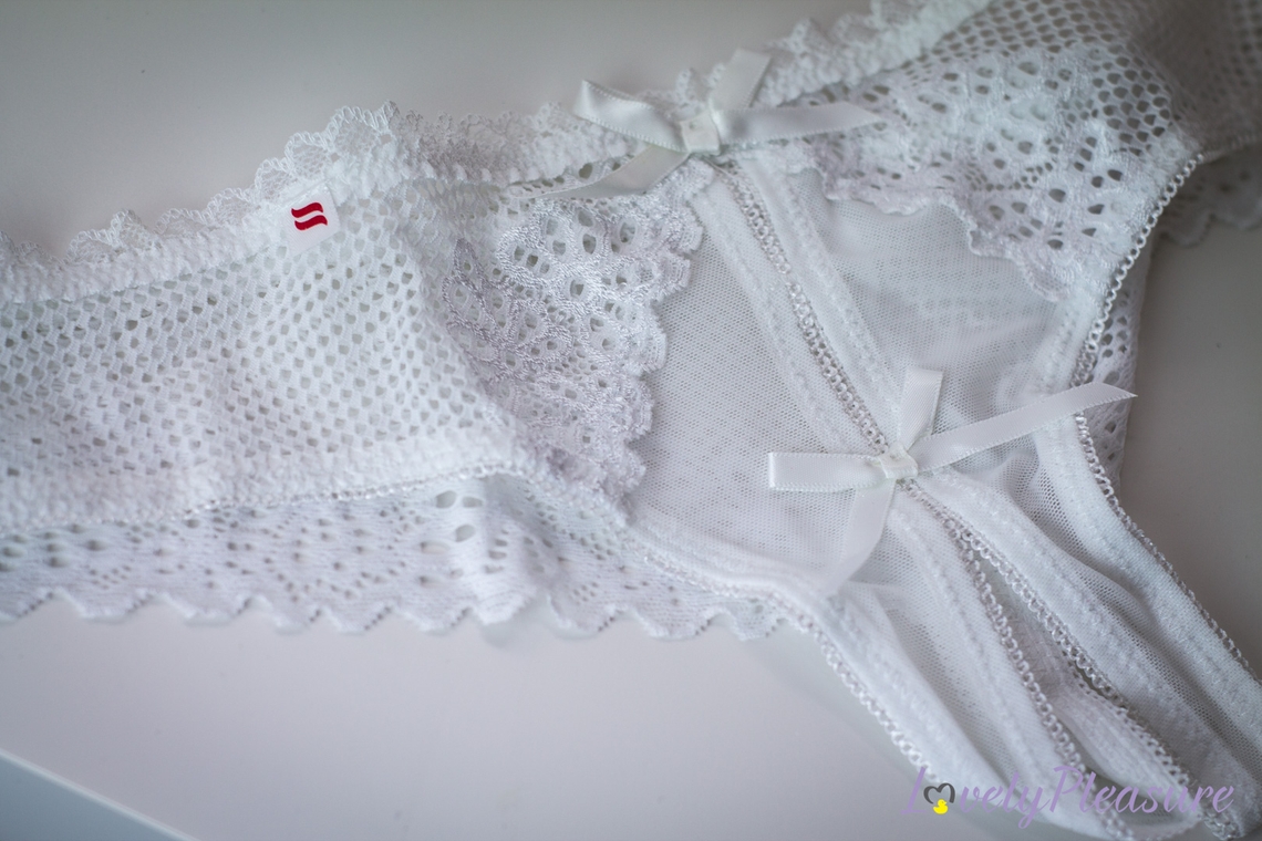 Culotte ouverte de l'ensemble 2 pièces seins nus Blanc Alabastra - Obsessive