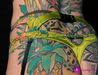 On a testé l'ensemble Keri Lime d'Edge o' Beyond